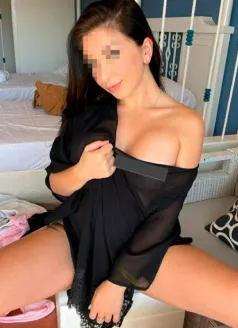  Катюша, 24,  